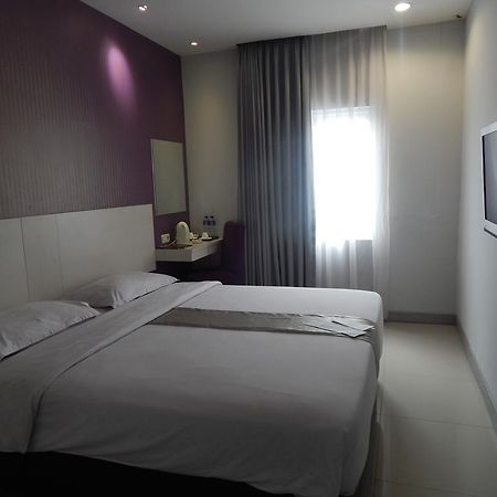 Vio Surapati Bandung Hotell Eksteriør bilde
