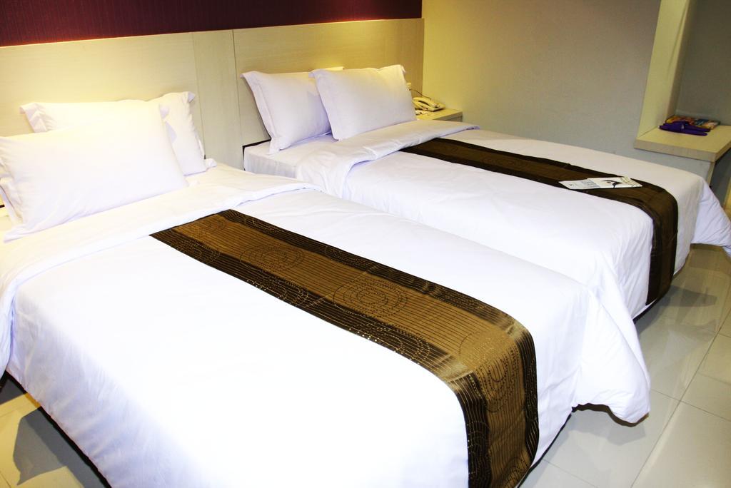 Vio Surapati Bandung Hotell Eksteriør bilde
